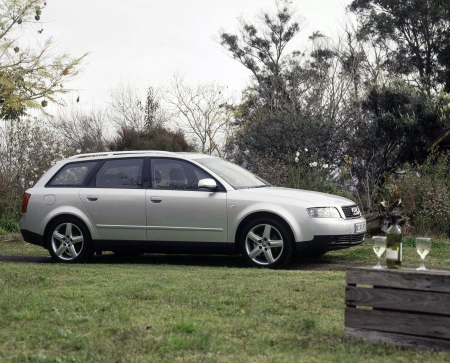  Audi A4 2.0 Avant (B6,8E) 2002 года  (AU) (фото 3 из 6)